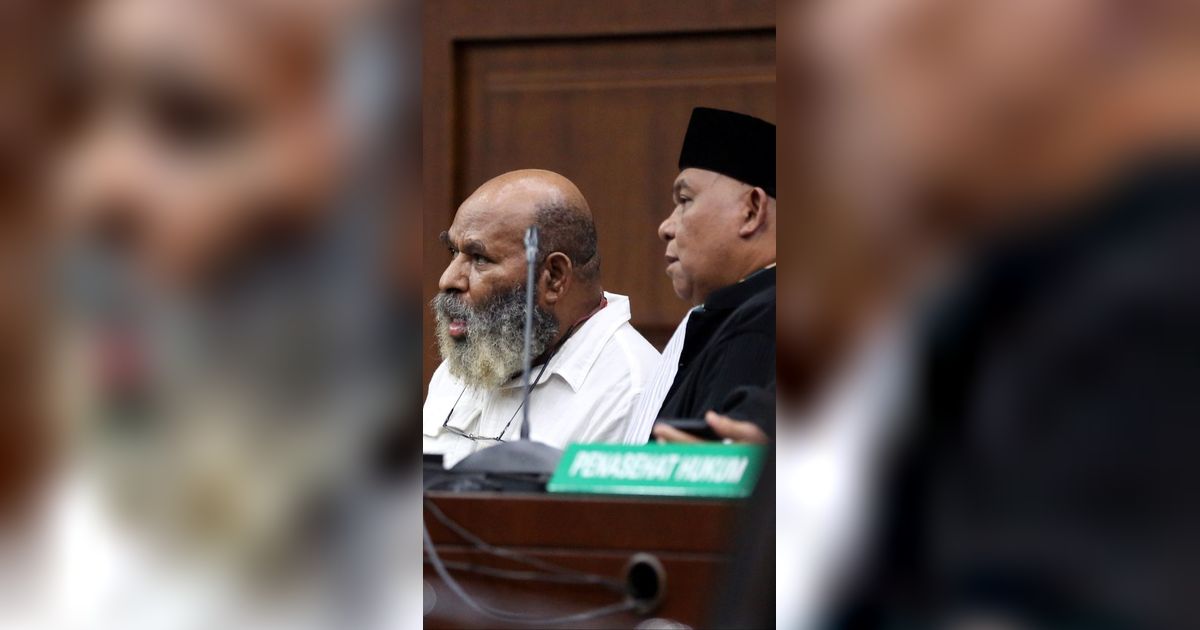 Selain Penjara 10,5 Tahun, Hak Politik Lukas Enembe Dituntut Dicabut Selama 5 Tahun