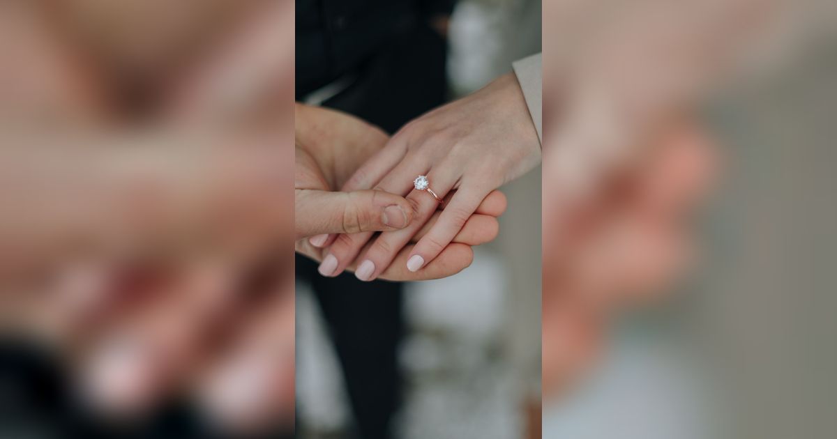 Viral Jodoh Tak Kemana, 8 Tahun Tanpa Kabar dengan Cinta Pertama, Endingnya Dilamar