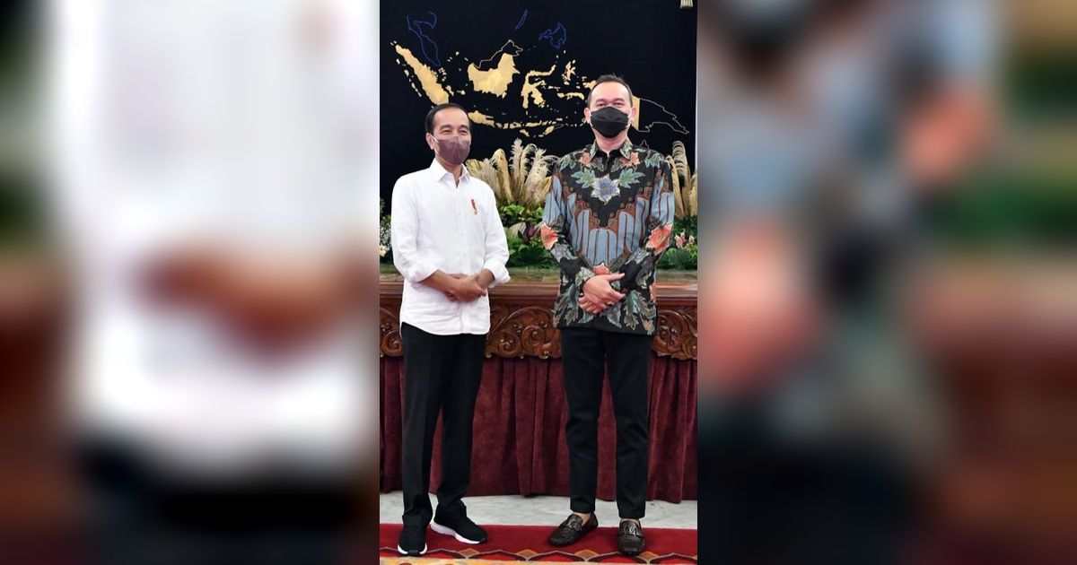 VIDEO: Guyonan Cak Lontong Bikin Jokowi Tertawa Ngakak