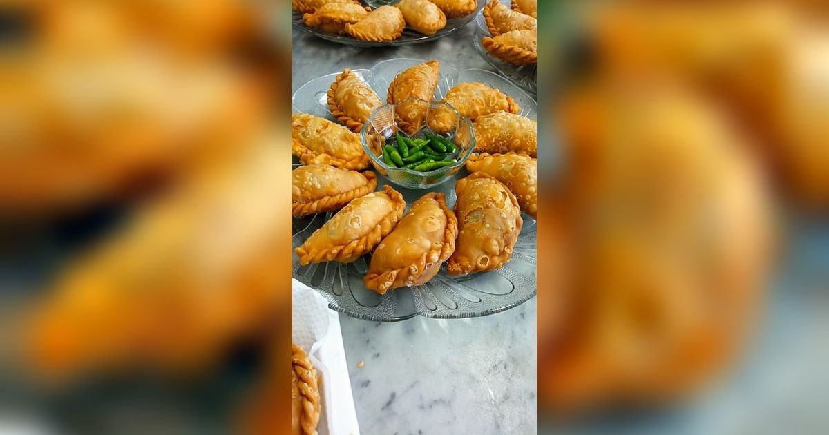 Resep Pastel Isi Kari Gurih, Camilan Lezat Mudah Dibuat