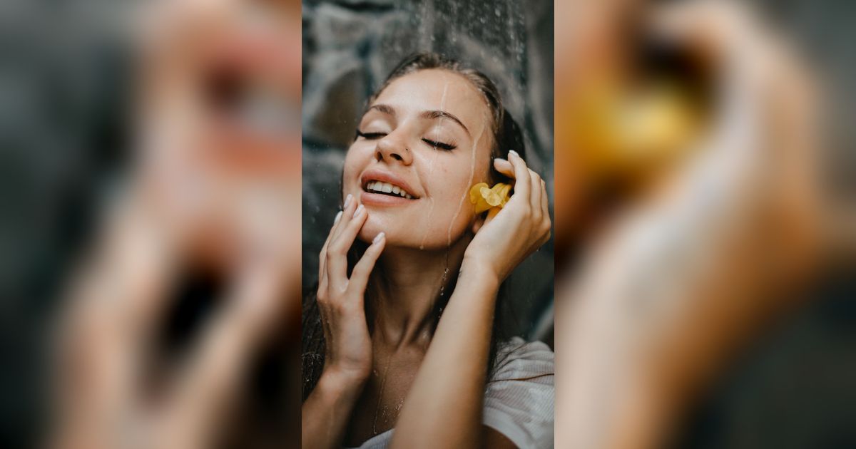 Niat Mandi Wajib Wanita Lengkap Tata Caranya, Muslimah Harus Tahu!