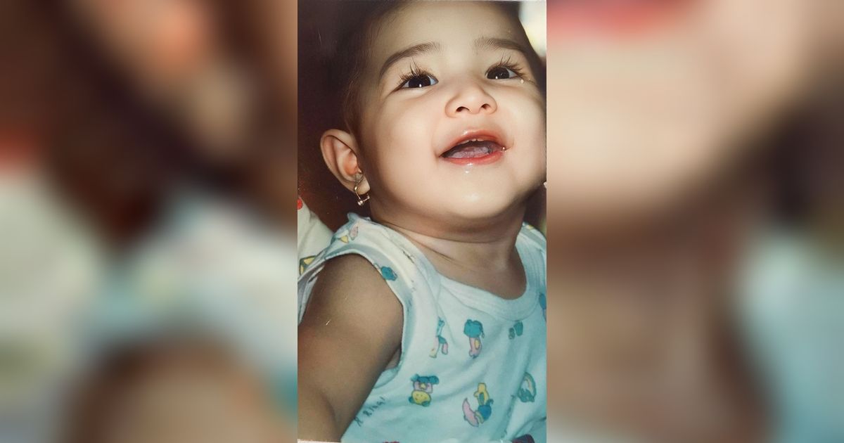 Anak Kecil Ini Sukses Jadi Artis dan Jadi Tenaga Ahli Menteri