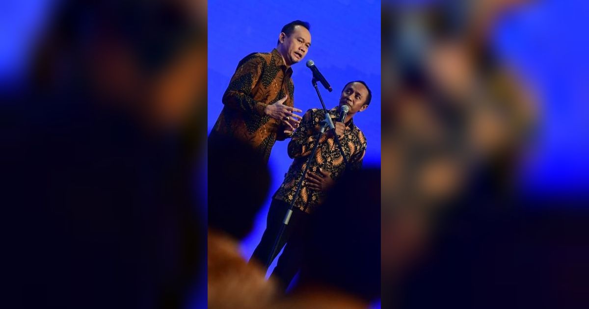 VIDEO: KOCAK BANGET! Lawakan Cak Lontong Bikin Jokowi Ngakak