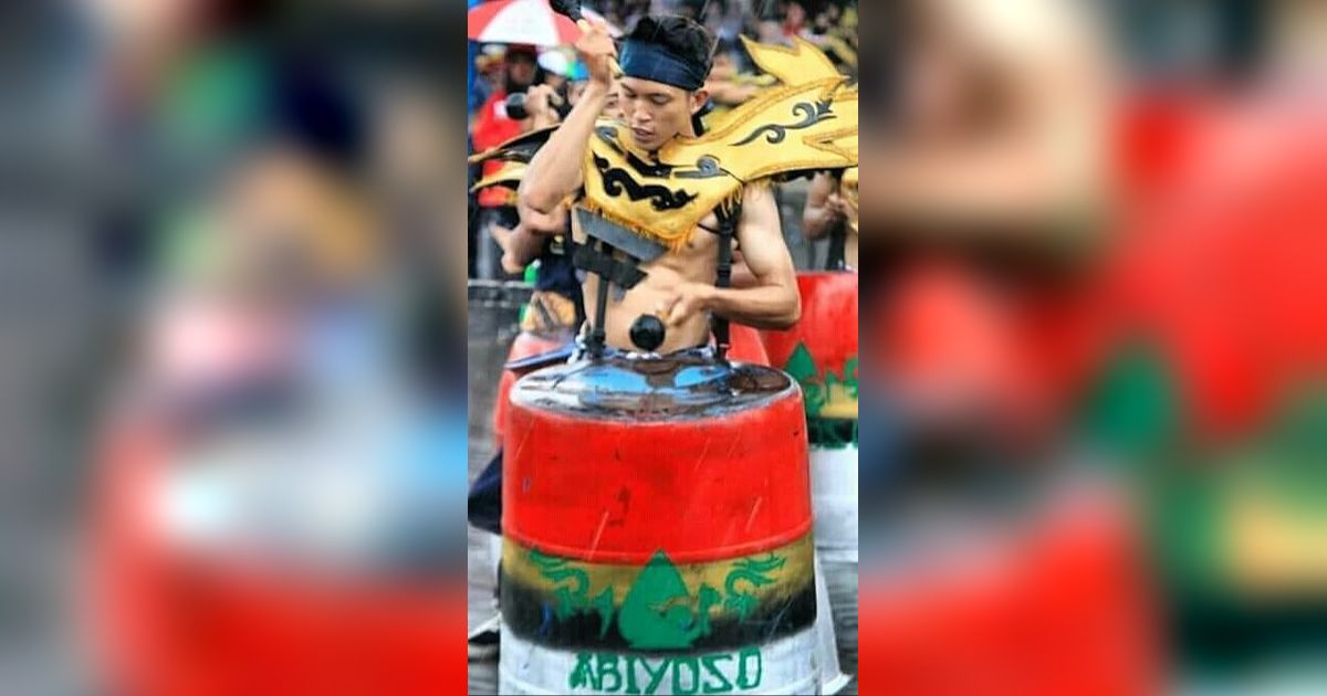 Mengenal Kesenian Drumblek, Drumband Lokal Salatiga yang Lahir dari Keterbatasan Alat Musik