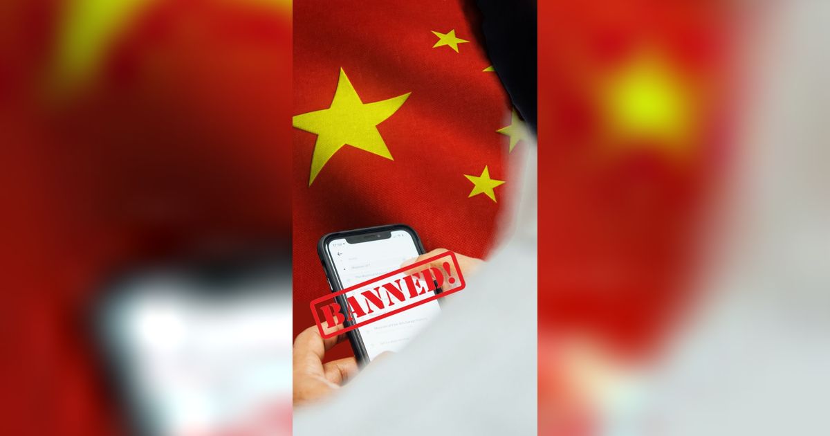 China Mengaku Belum Keluarkan Aturan Resmi Melarang Warganya Pakai iPhone