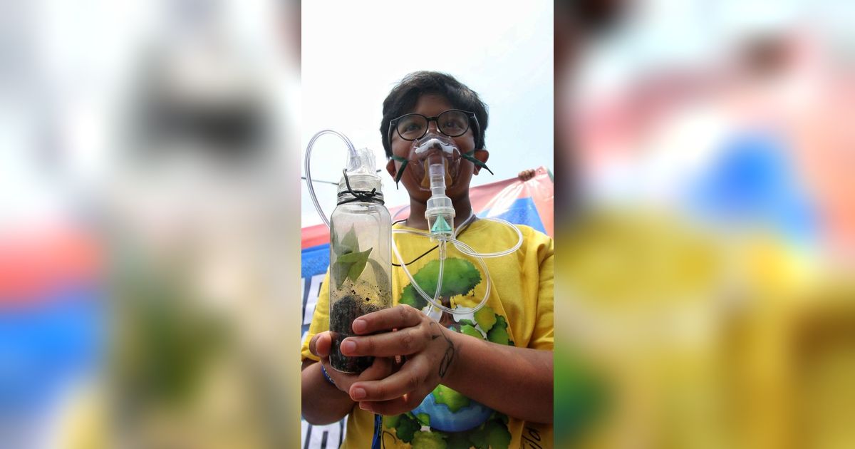 FOTO:  Pawai Global Climate Strike, Komunitas Peduli Lingkungan Suarakan Dampak Krisis Iklim