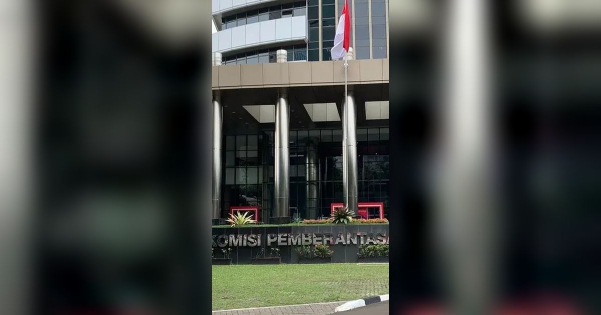 Eks Dirut TransJakarta Kuncoro Wibowo Ditahan Usai Diperiksa KPK Terkait Korupsi Bansos di Kemensos