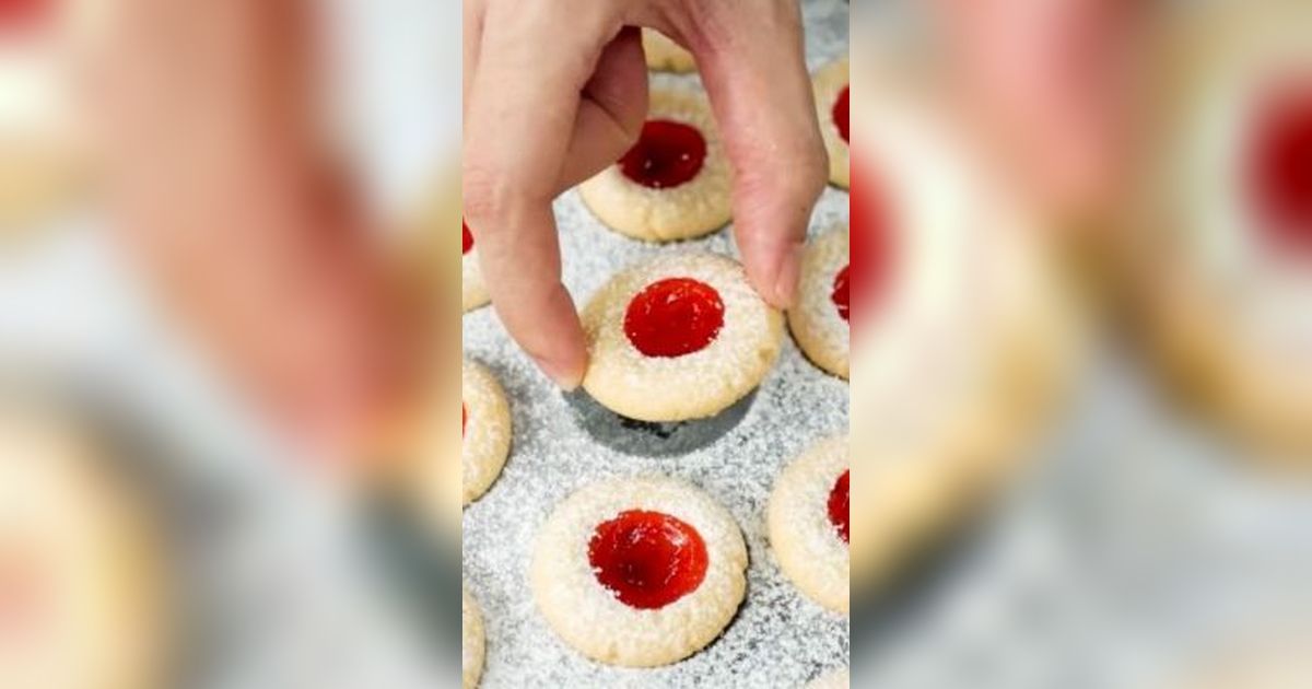 Resep Thumbprint Strawberry, Cookies Gurih nan Manis Cocok Untuk Bekal Si Kecil