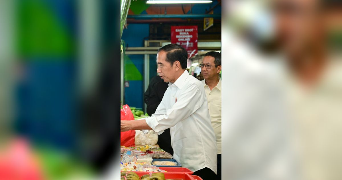 Jokowi Blusukan ke Pasar Jatinegara: Harga Beras Masih Tinggi