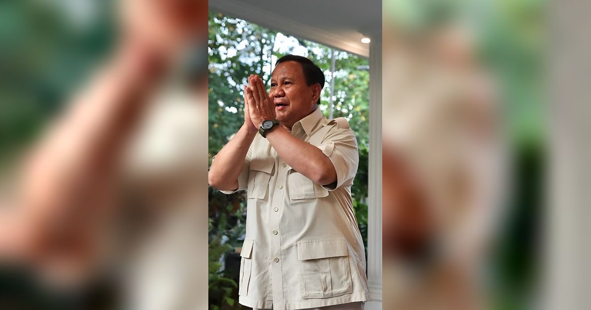 Momen Prabowo Sungkan Saat Diajak Selfie 2 Wanita Cantik, Ternyata Ada Sosok Ini di Sampingnya