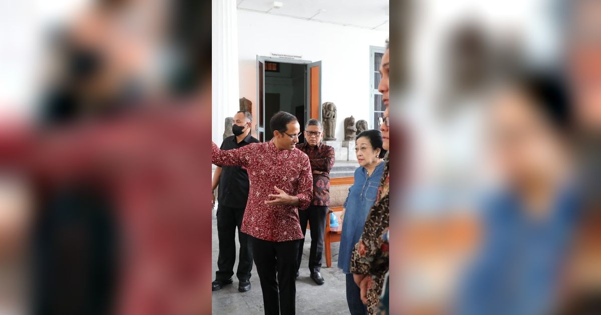 Ekspresi Megawati Berkeliling Museum Nasional Cek Kondisi Benda Sejarah Pascakebakaran