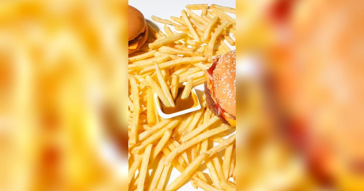 5 Masalah Kesehatan yang Mengintai Penggila Junk Food