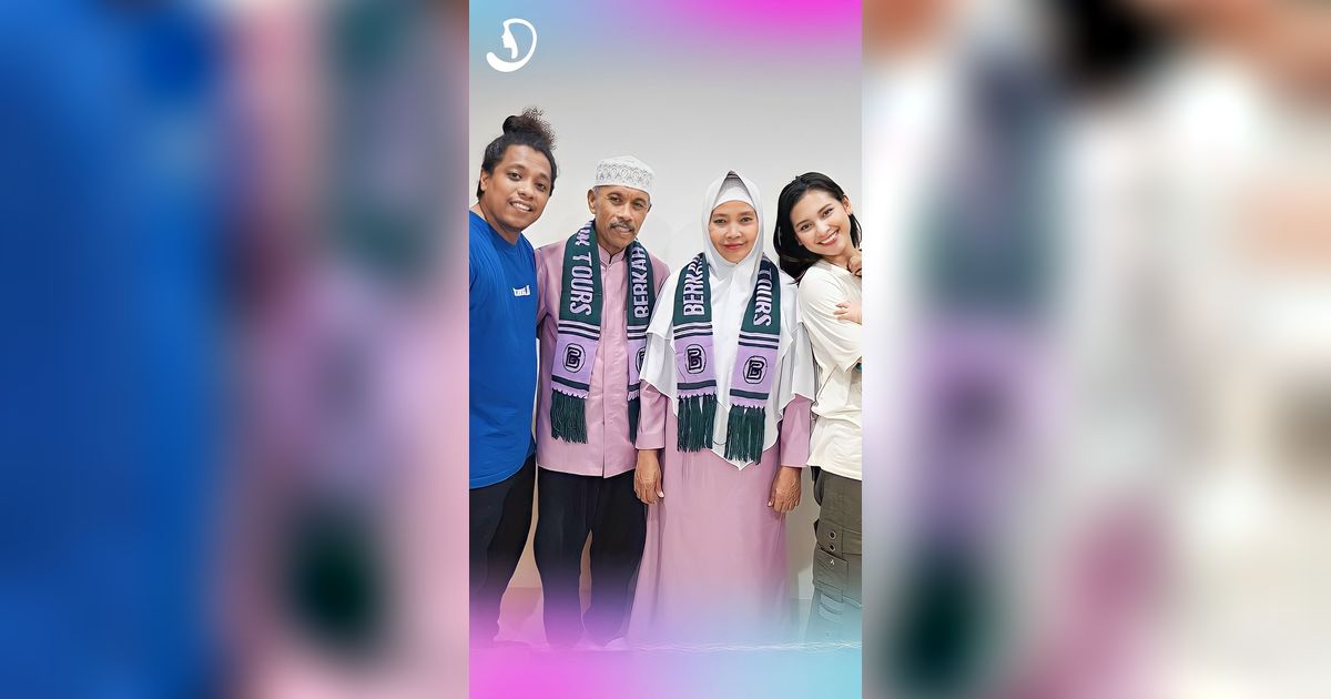 MasyaAllah, Indah Permatasari Bantu Persiapan Umrah Mertua