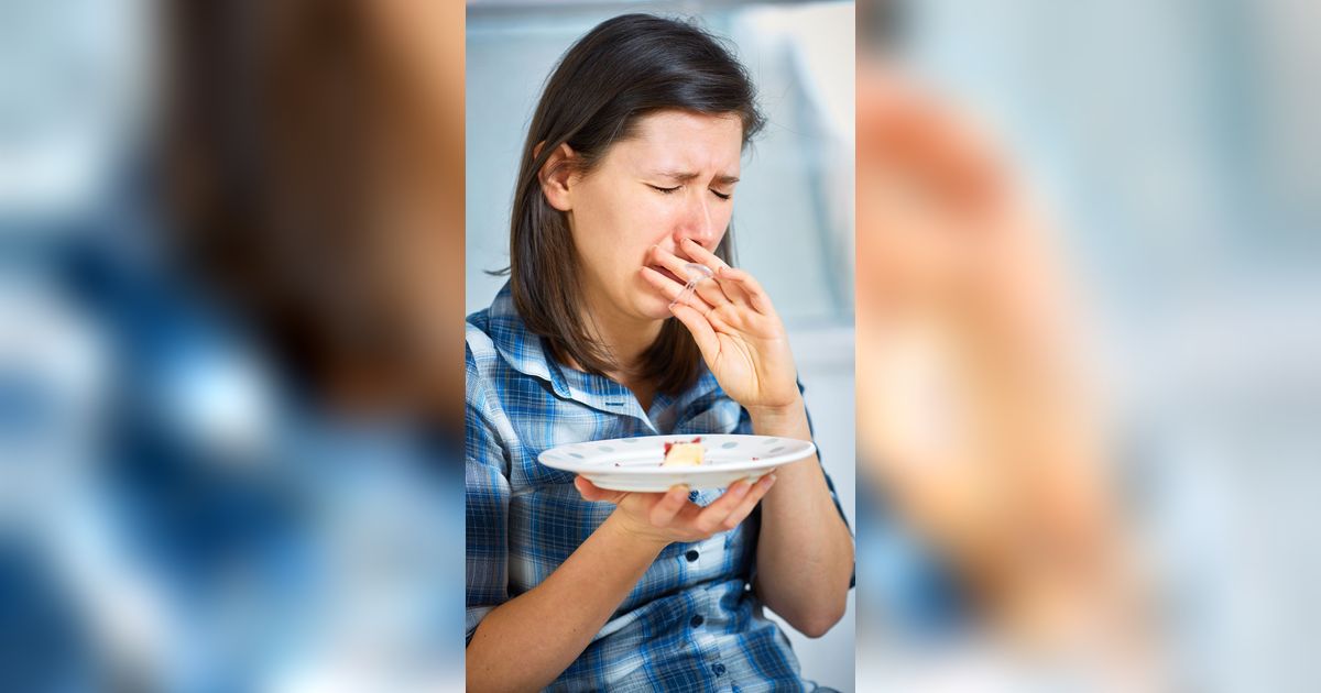 Makan Salad di Resto Terkenal, Pas Ngunyah di Piring Ada Cotton Bud yang Kapasnya Sudah Cokelat