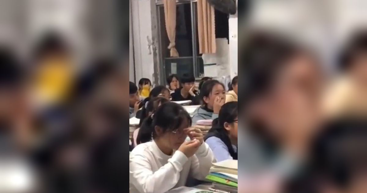 Di Sekolah China, Anak-Anak Wajib Nonton Video tentang Susahnya Orangtua Cari Uang