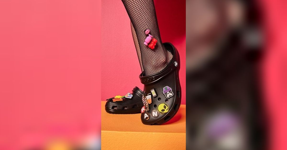 Kisah Crocs yang Fenomenal: Dulu Dihujat, Kini Digandrungi