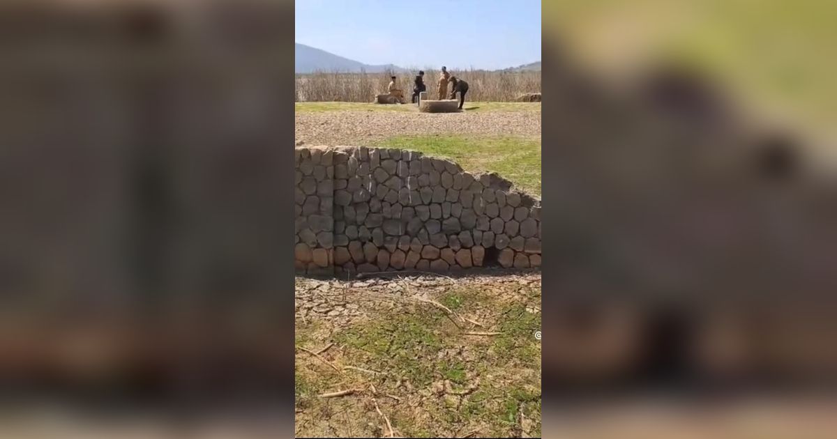 Ditemukan Kompleks Makam dan Permukiman Kuno saat Air Waduk Gajah Mungkur Surut, Ini Potretnya