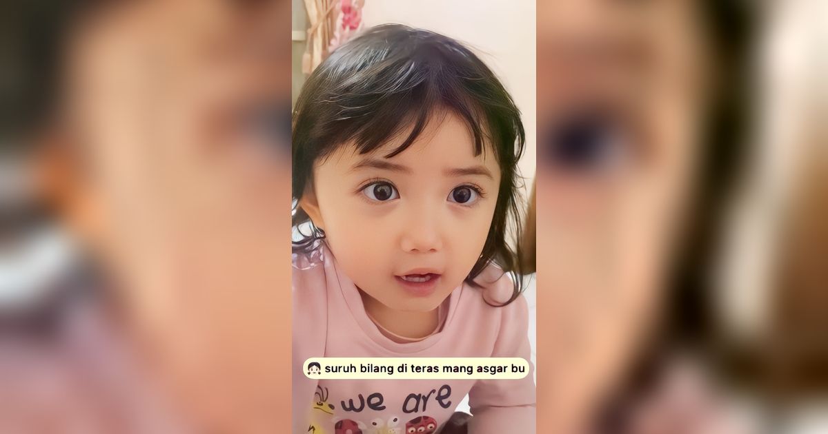 Momen Lucu Gadis Cilik Jadi CCTV Ibunya: 'Ibu Tadi Ayah Senyumin Teteh-Teteh'