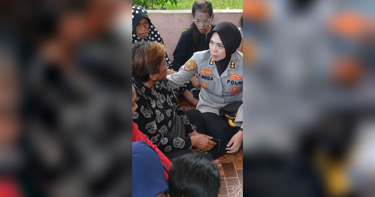 Polri Beri Bantuan Kesehatan dan Trauma Healing Bagi Masyarakat Rempang