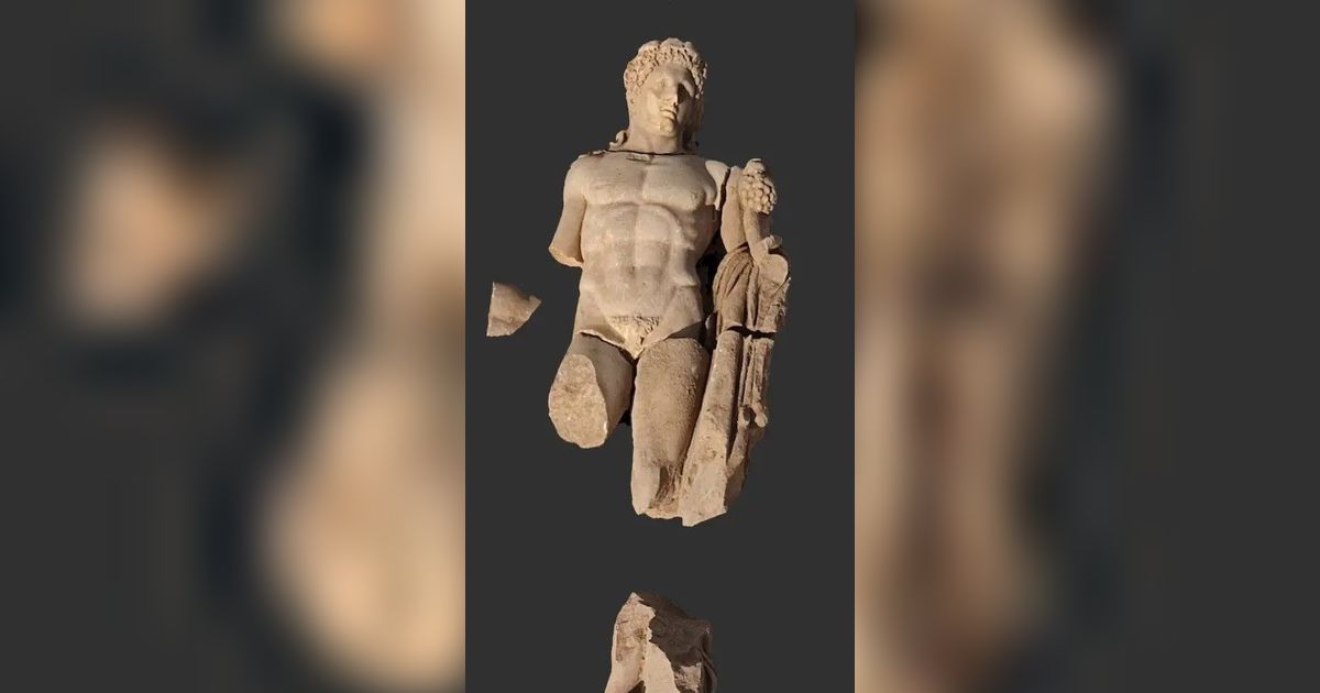 Patung Bugil Hercules dari Abad Kedua Ditemukan,  Berukuran Raksasa dengan Palu Gada di Tangan