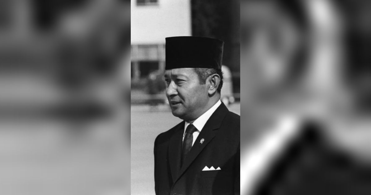 32 Tahun Berkuasa, Minuman & Cemilan Favorit Presiden Soeharto Ternyata Cuma Begini