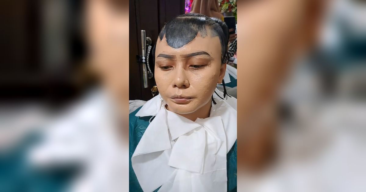 Awalnya Dibikin Heran dengan Riasan Rambut yang Aneh, tapi Hasil Akhirnya Secantik Ini