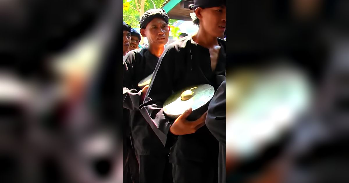 Fakta Unik Siraman Gong Sekaten, Prosesi Memandikan Gamelan Berusia 600 Tahun di Keraton Kanoman Cirebon