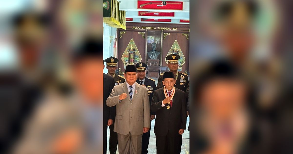 Prabowo Berikan Penghargaan Dharma Pertahanan Kepada Habib Lutfi, Ini Alasannya