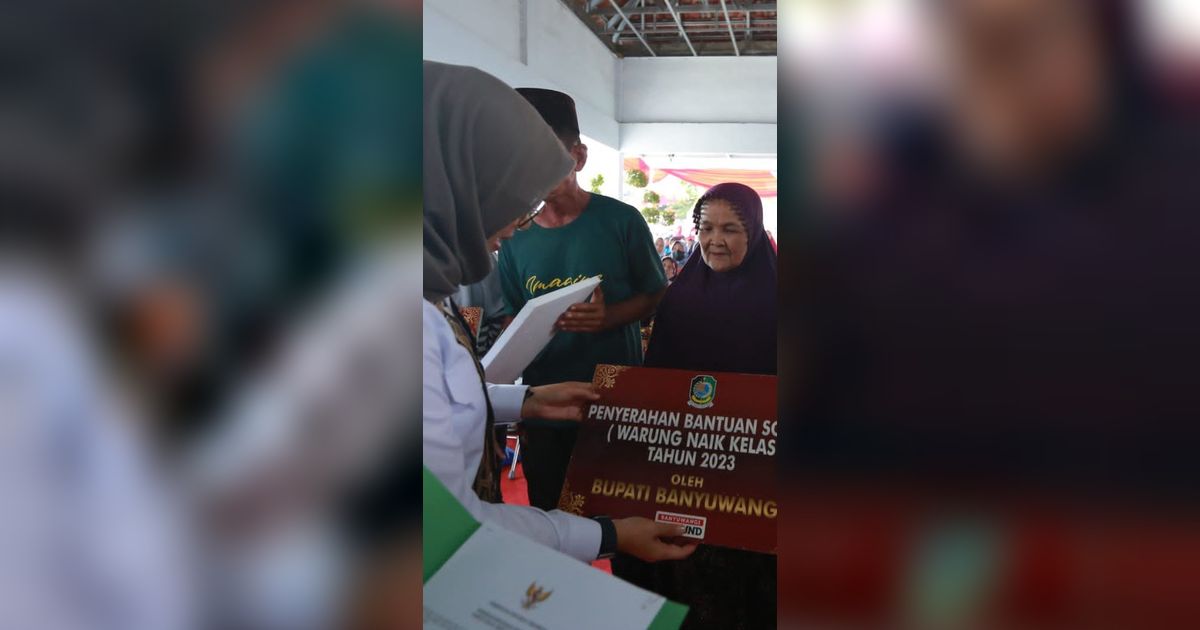 Kembali Salurkan Wenak, Bupati Ipuk: Stimulus Ekonomi Kerakyatan