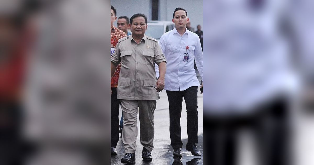 Momen Menhan Prabowo Dicegat Ajudan Ganteng, Ditegur soal Kerapian Rambut Langsung Lakukan Ini