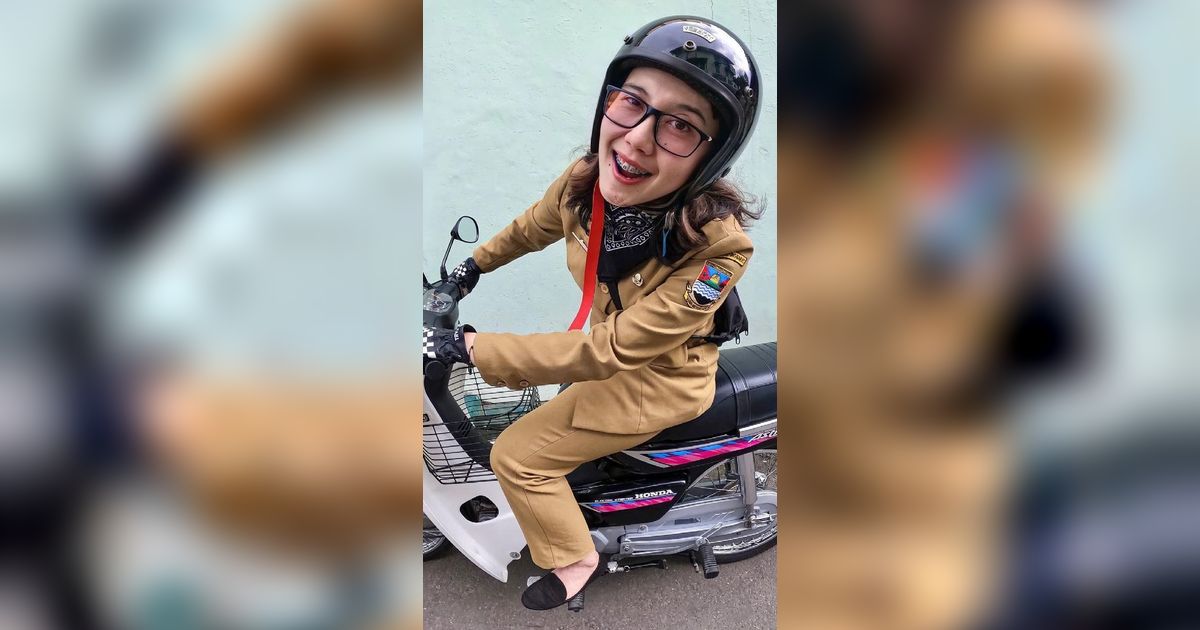 Potret Seleb yang Banting Setir Jadi PNS, Kesehariannya Disorot