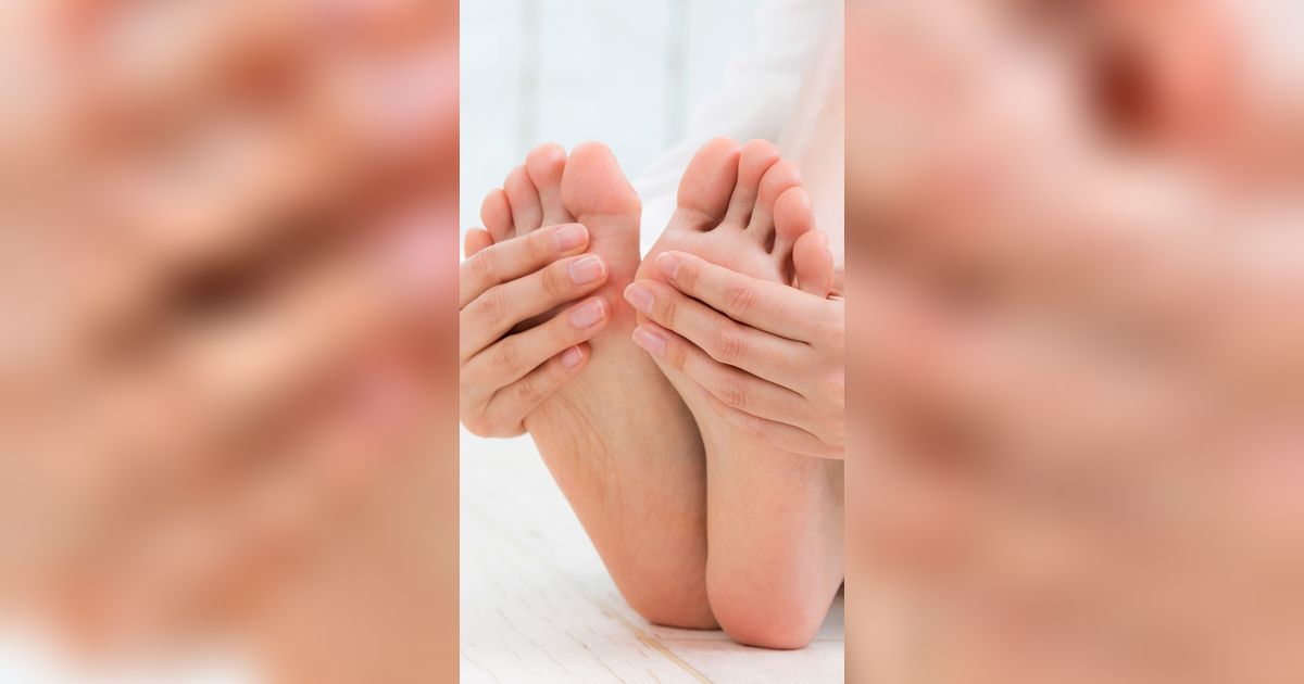 Kulit Kaki Kering Akibat Cuaca Panas? Begini Cara Mengatasinya!