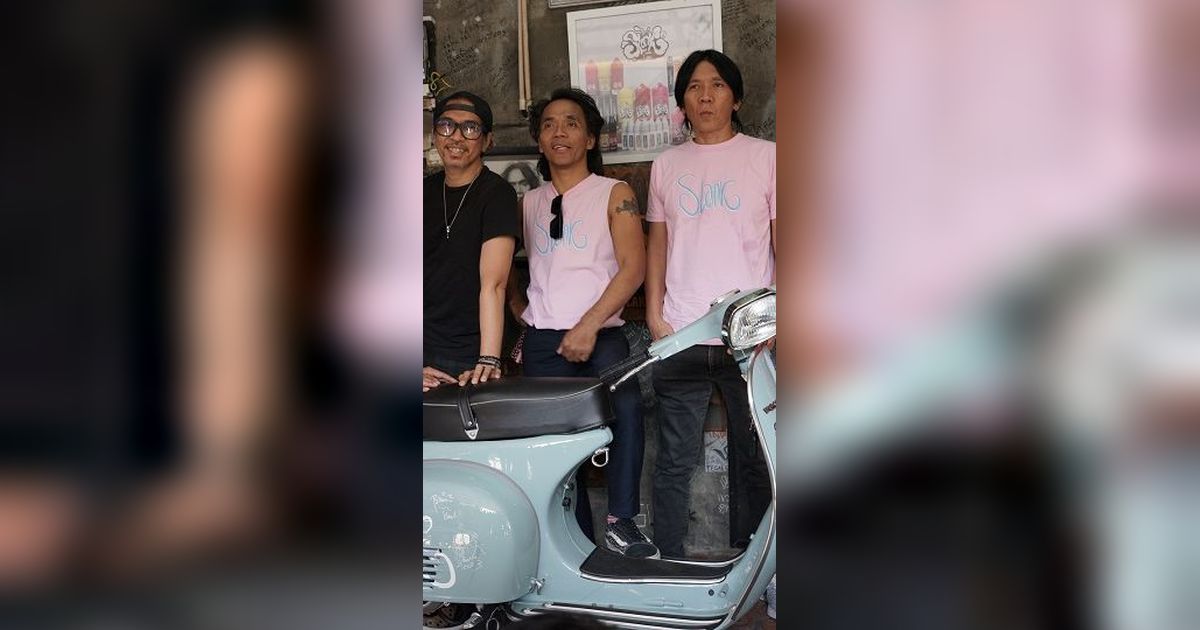 Slank Perkenalkan Skuter Listrik Edisi Terbatas Slank 40ever, Segini Harganya