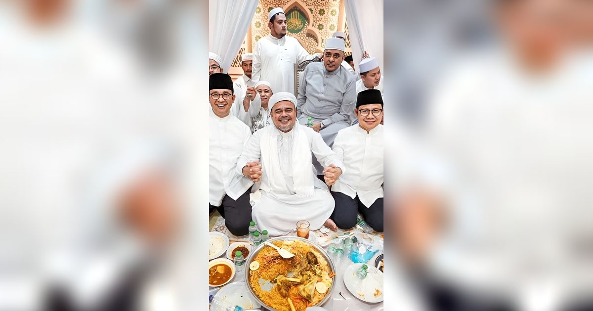 Momen Habib Rizieq Peluk dan Cium Kening Anies Baswedan Saat Hadiri Pernikahan di Petamburan Jakarta