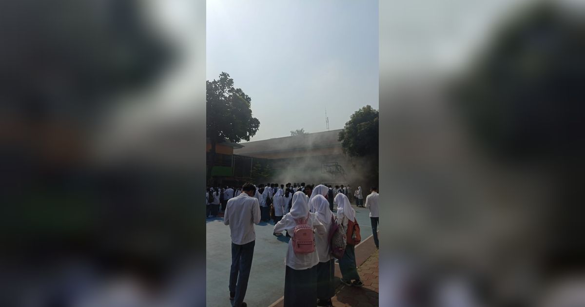 SMAN 6 Jaksel Kebakaran, Sempat terdengar Ledakan & Satu Orang Tewas