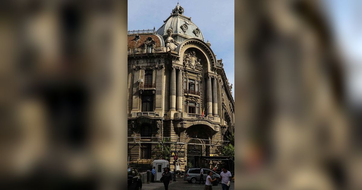 FOTO: Menyusuri Kota Tua Bukares di Rumania, Penuh Gedung-Gedung dengan Arsitektur Indah