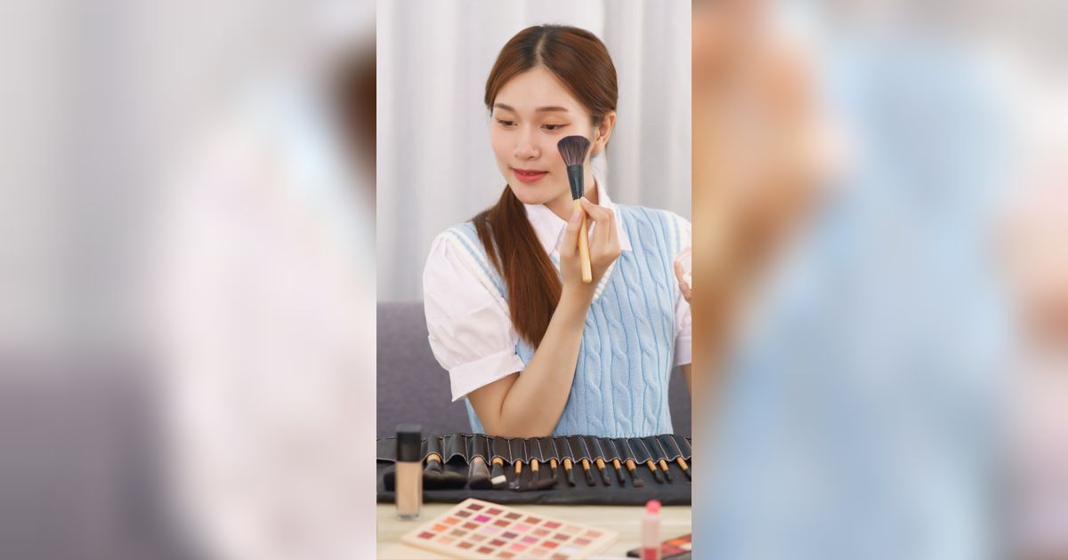 Trik Praktis Saat Cream Blush Sulit Dibaurkan dan Terlalu Kontras
