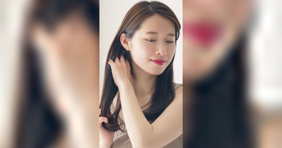Atasi Rambut Kusut dengan Cara Menyisir Rambut yang Tepat