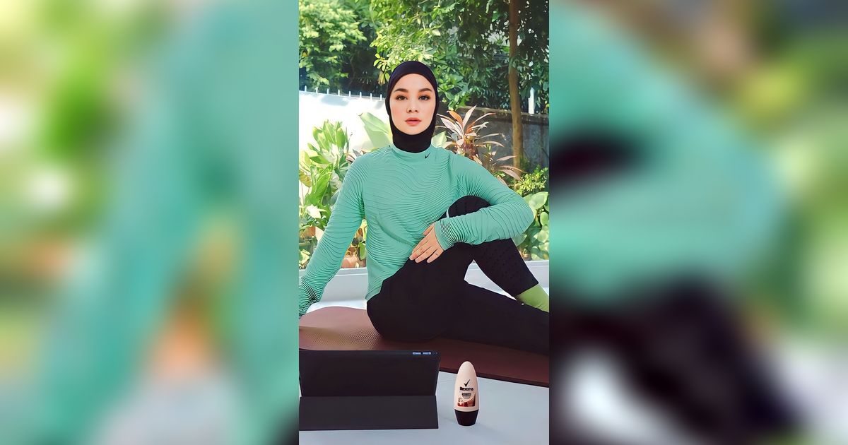 Deretan Fresh Look Tantri Namirah dengan Outfit Touch of Green