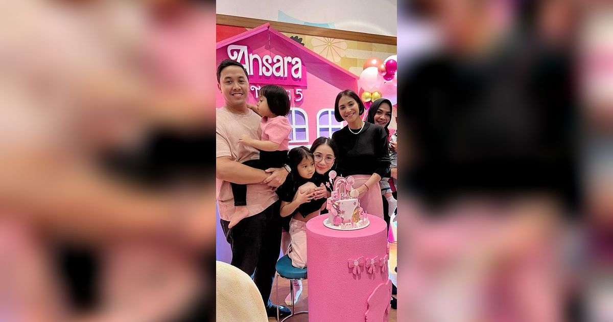 Momen Keseruan Ultah ke-5 Ansara Anak Caca Tengker, Penampilan Nagita Slavina Malah Bikin Salfok