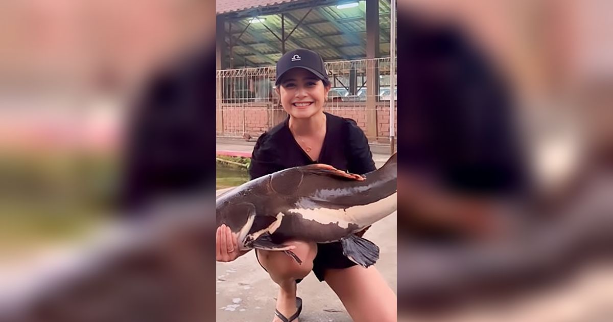 Detik-Detik Prilly Latuconsina Pancing Ikan Monster, Adu Otot 20 Menit sampai Tangan Merah-merah