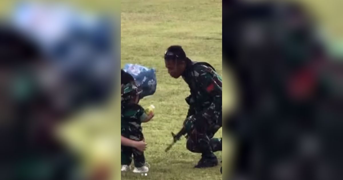 Lama Bertugas, Seorang Anak Anggota TNI Ini Tak Mengenal Sang Ayah saat Pulang