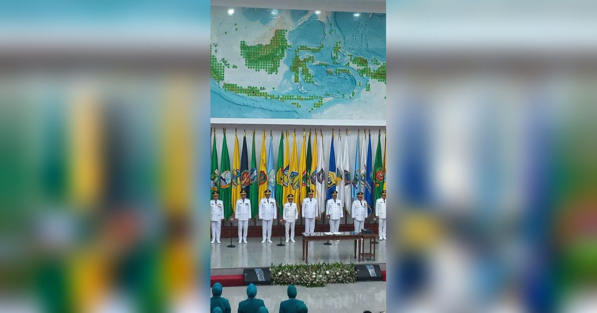 Mendagri Tito Resmi Lantik 9 Pj Gubernur, dari Bey Machmudin hingga Nana Sudjana