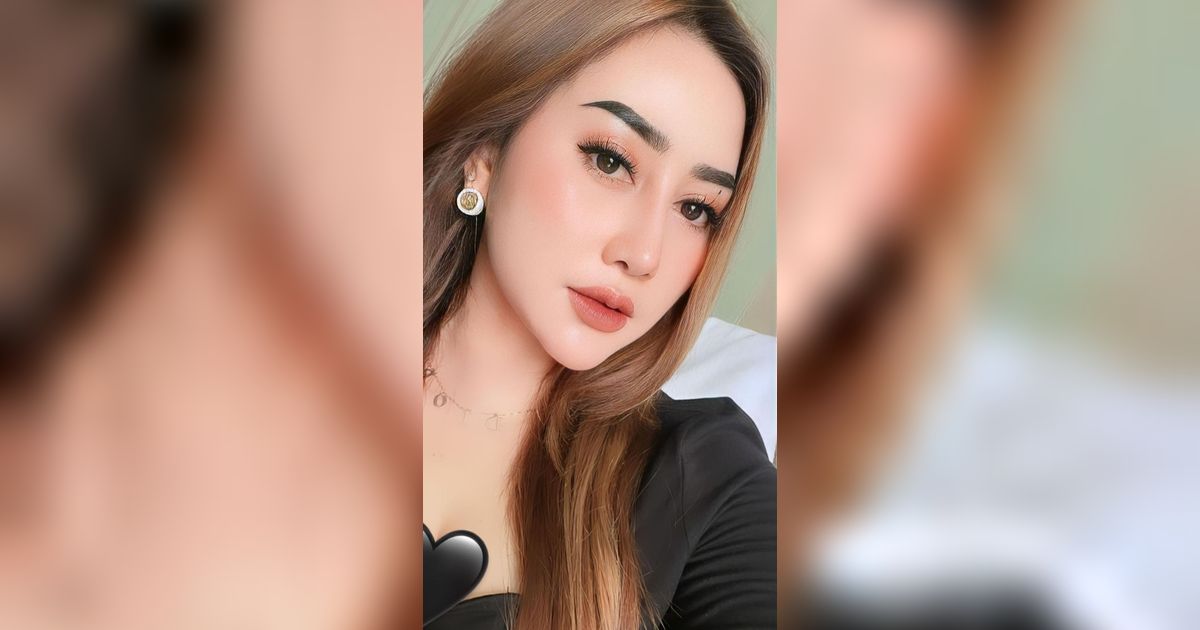 Potret Luluk Nuril Seleb TikTok yang Viral Usai Bentak Siswi Magang, Ternyata Istri Polisi!