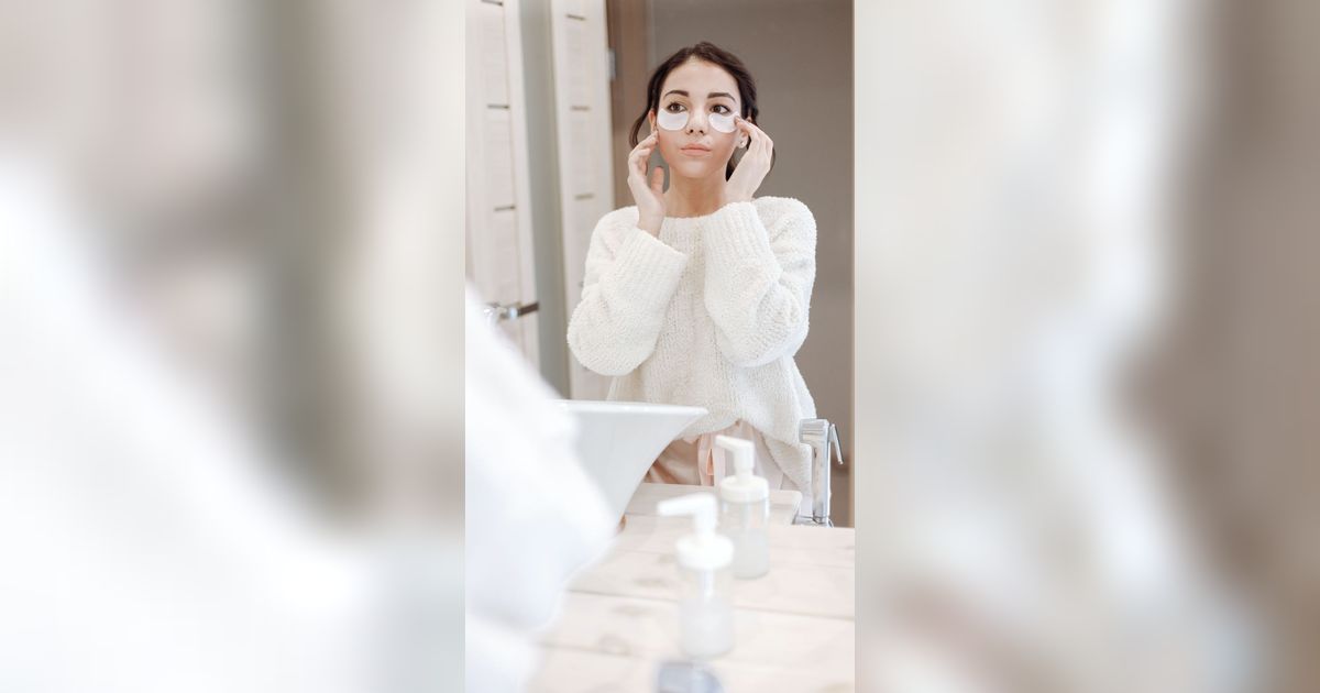 Waspada 5 Bahan Makeup yang Mudah Memicu Jerawat