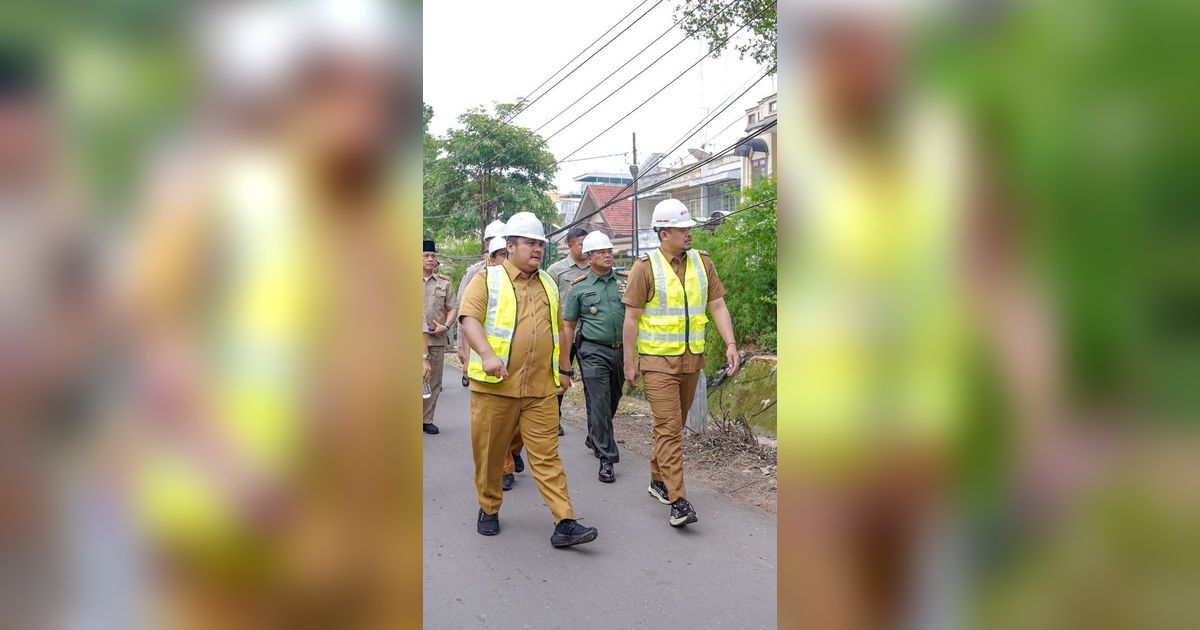 Atasi Banjir di 3 Wilayah, Wali Kota Medan Bobby Nasution Lebarkan Parit Emas Jalan Sampali