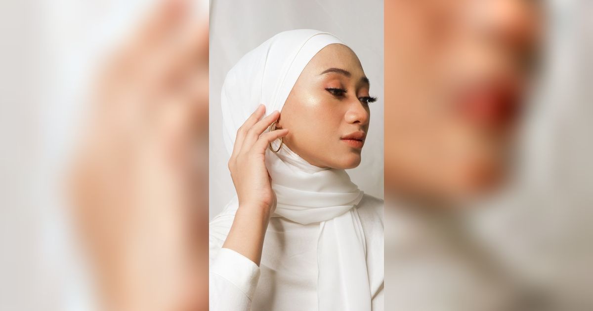 Wajah Terlihat Kusam Saat Pakai Hijab Putih? No Worry, Ini 5 Beauty Hacks yang Wajib Kamu Tahu!