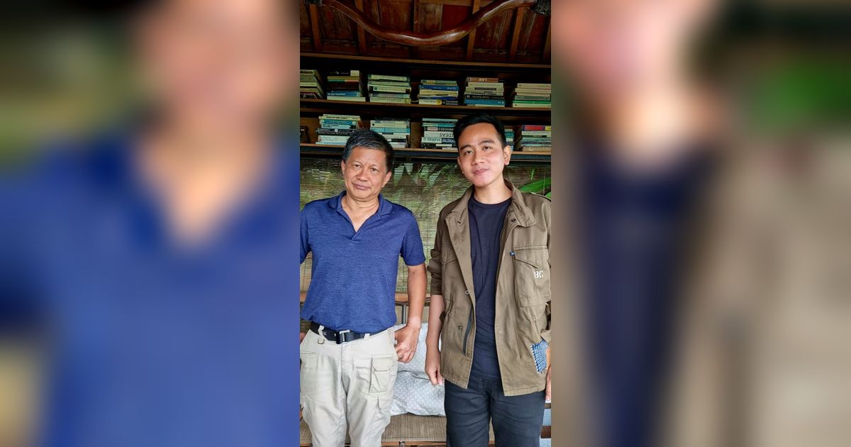 Rocky Gerung Tuding Menteri Yasonna Sebar Hoaks hingga Tuntut Permintaan Maaf