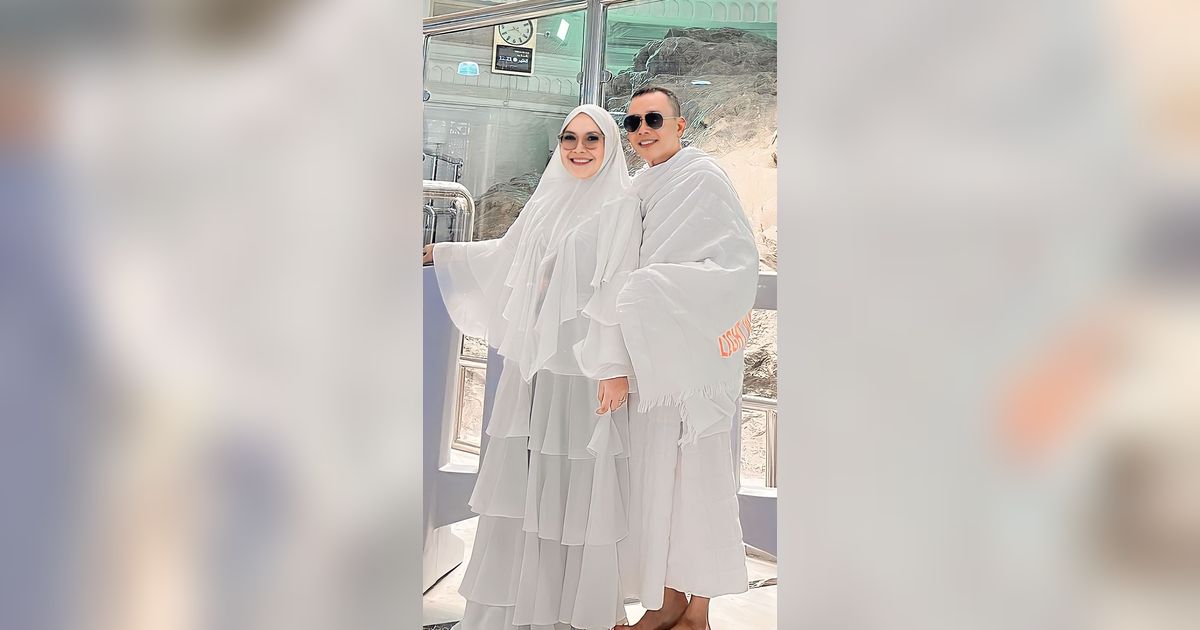Sederet Seleb yang Pernah Dapat Kritikan Pedas saat Umroh, Paling Baru Orangtua Ayu Ting Ting