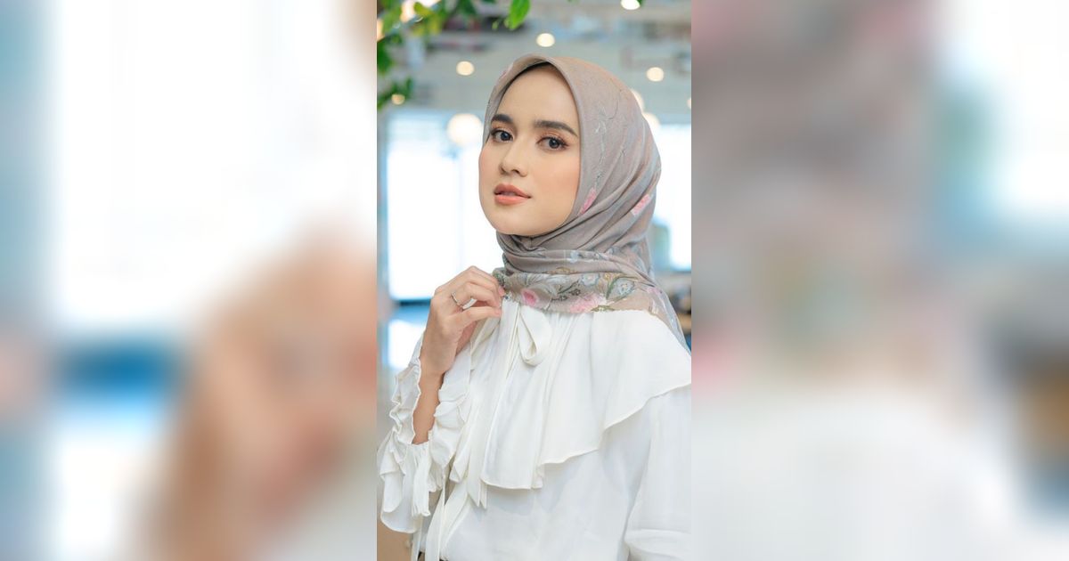 Sosok Cantik Analisa Widyaningrum, Lulusan Terbaik UGM Kini Tinggal di Inggris Kisah Masa Lalunya Penuh Haru